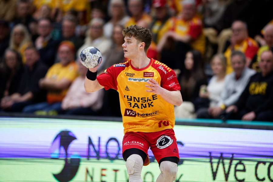 Oli Mittun do GOG em ação frente ao Nantes