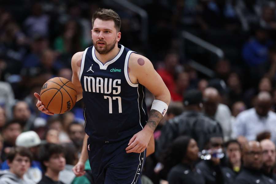 Doncić idzie do Lakers, Davis trafia do Mavericks. Szok w NBA!