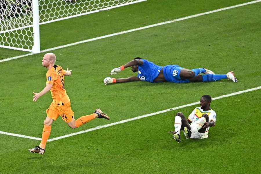 O médio do Ajax entrou para dar a machadada final O médio do Ajax entrou para dar a machadada final