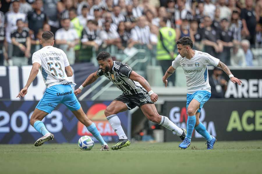 O Atlético-MG dominou o Grêmio na Arena MRV