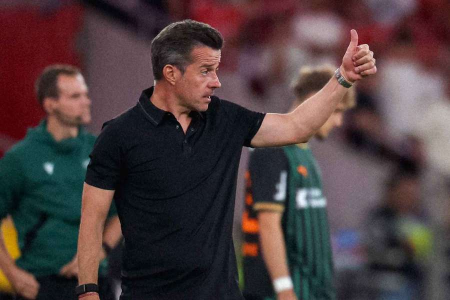 Marco Silva durante o jogo com o Hearts Marco Silva durante o jogo com o Hearts