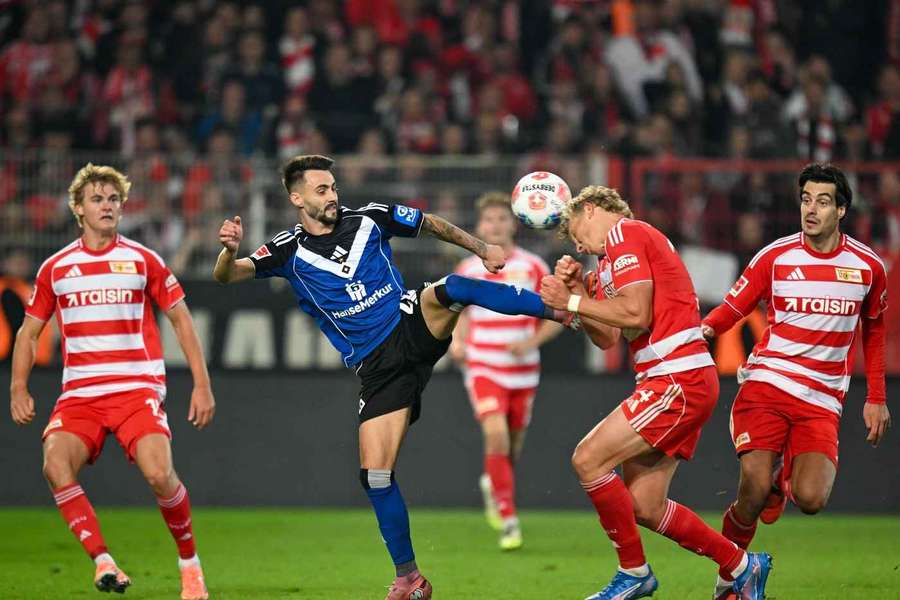 Fabio Vieira hat Leopold Querfeld getroffen