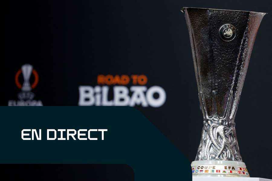 Le trophée de la Ligue Europa.