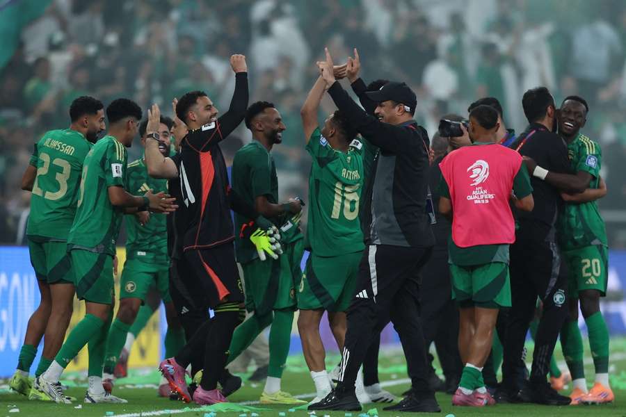 Saudi Arabia celebrate their qualification
