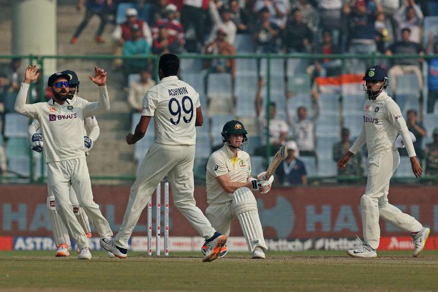 The third test between India and Australia ended within three days