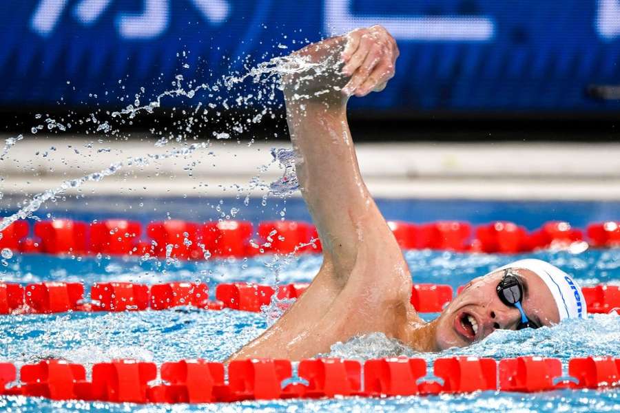 David Popovici a bătut două noi recorduri după finala de la 100 m liber de la Melbourne