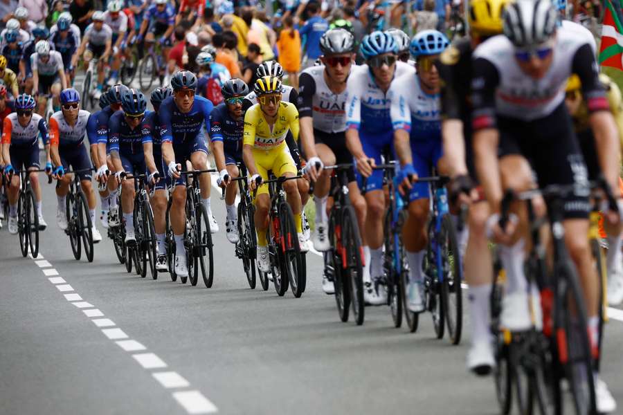 Adam Yates started the day in yellow on Sunday in the Basque Country