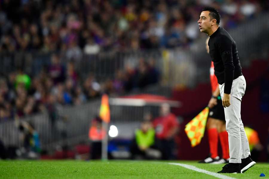 Xavi: "Esta Champions está siendo cruel con nosotros, hay que pensar ya en LaLiga"