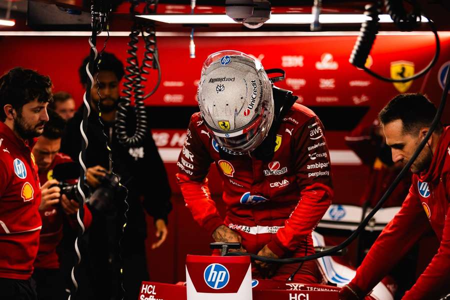 Ferrari-Pilot Lewis Hamilton Ferrari-Pilot Lewis Hamilton