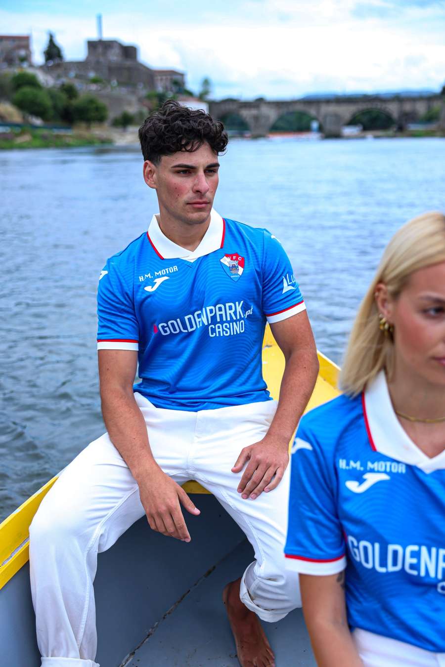 Azul é a cor dominante da camisola principal pela primeira vez na história