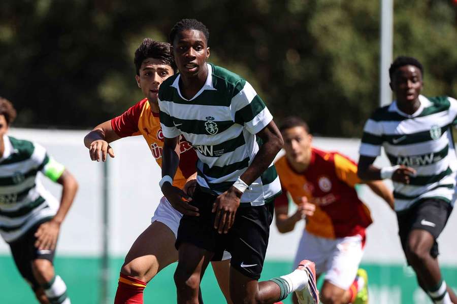 Sporting começou Youth League da pior maneira Sporting começou Youth League da pior maneira
