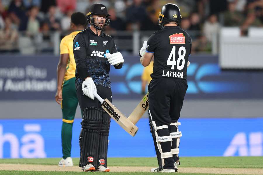 Devon Conway and Tom Latham put on a 96-run opening stand for New Zealand