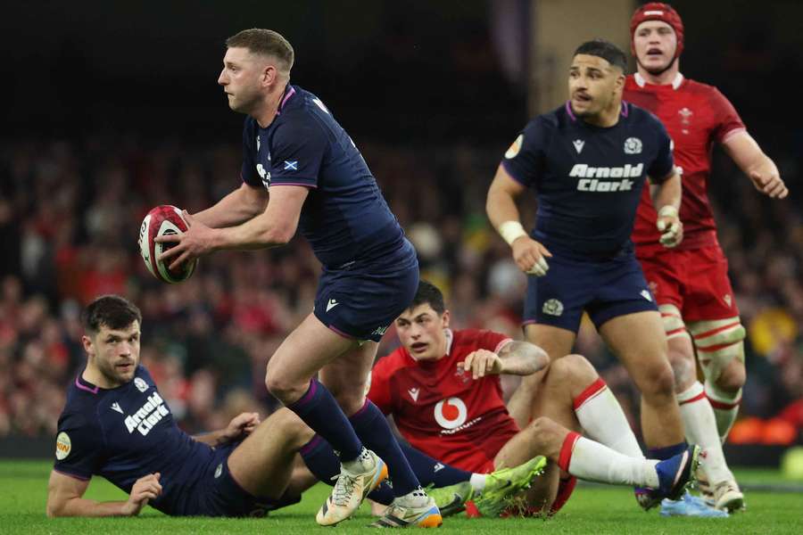 Late Scotland try breaks Welsh hearts in Six Nations