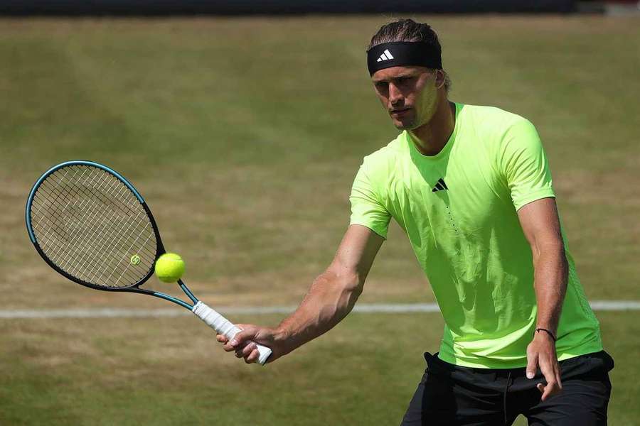 Alexander Zverev ist zwei Siege von seinem ersten Rasen-Titel entfernt.