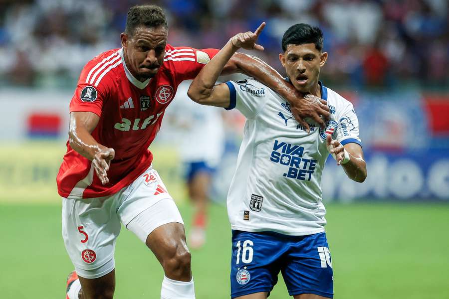 Bahia e Internacional fizeram jogo bem animado em Salvador