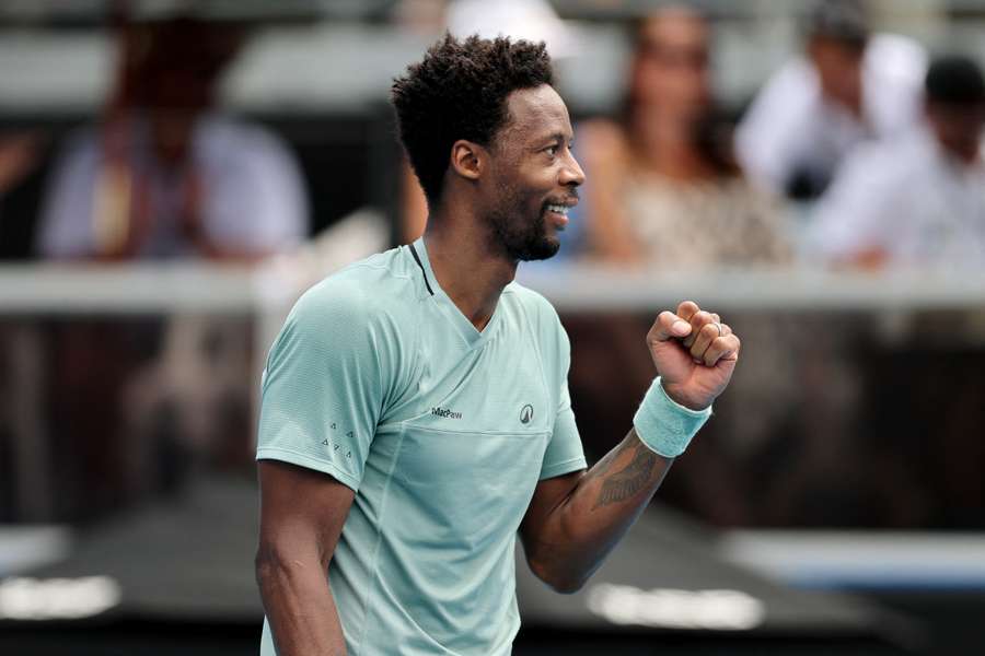 Monfils celebra un punto.