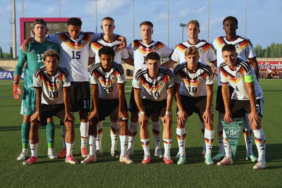 Die Mannschaft beim Auswärtsspiel auf Malta (4:1) Die Mannschaft beim Auswärtsspiel auf Malta (4:1)