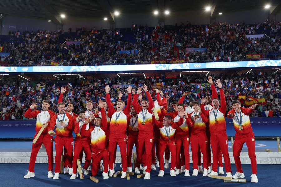 Spain celebrate winning the men's gold medal