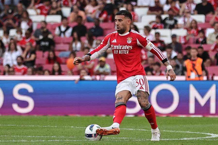 Otamendi está em final de contrato com o Benfica