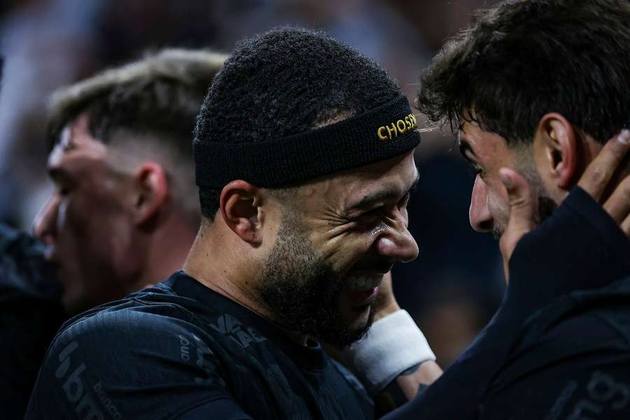 Memphis e Yuri Alberto voltaram a mostrar grande entrosamento