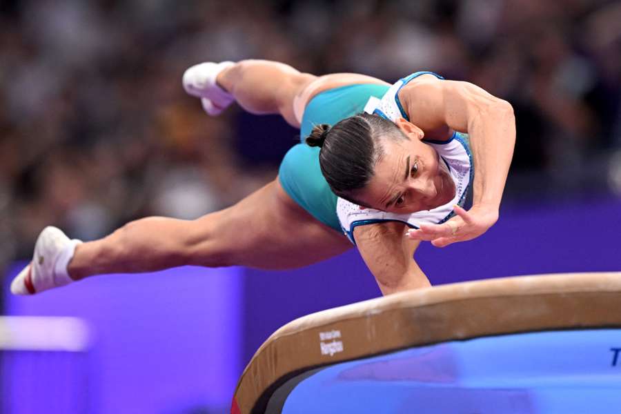 Chusovitina está em Hangzhou para participar dos Jogos Asiáticos Chusovitina está em Hangzhou para participar dos Jogos Asiáticos