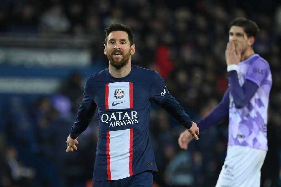 Messi analisa sequência de seu futuro no PSG