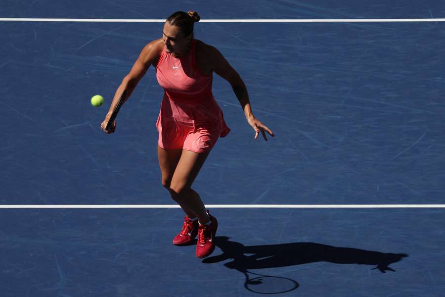 Aryna Sabalenka in action against Clara Burel at Flushing Meadows