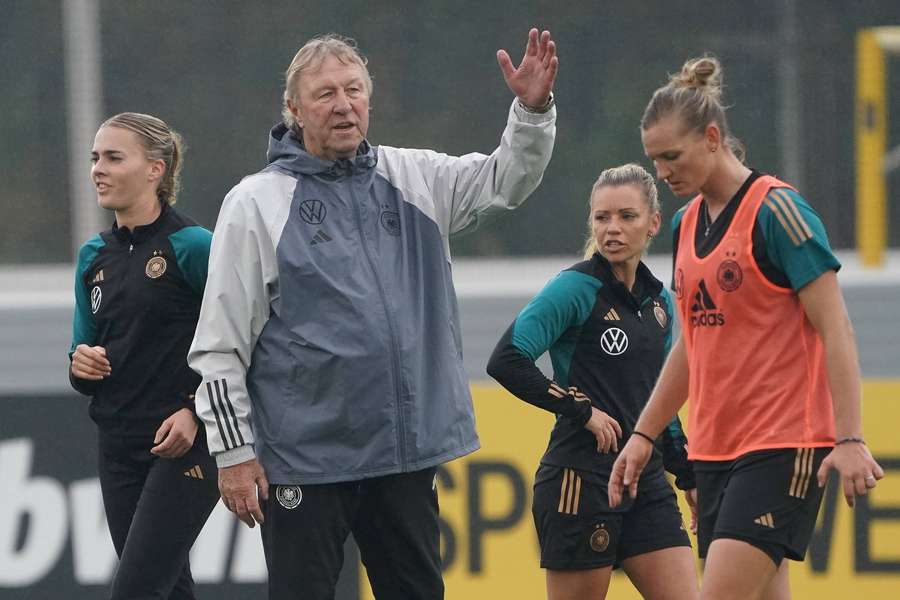 Mit Popp und "Ottienne": DFB-Frauen vor stimmungsvoller Olympia-Generalprobe