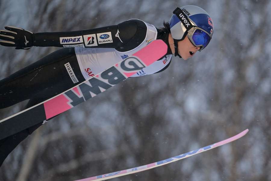 Ryoyu Kobayashi hat sich den Heimsieg beim Weltcup in Sapporo gesichert.