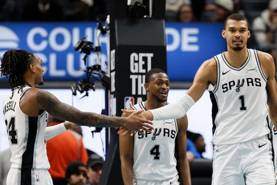 San Antonio volta a ser um verdadeiro candidato ao título da NBA San Antonio volta a ser um verdadeiro candidato ao título da NBA