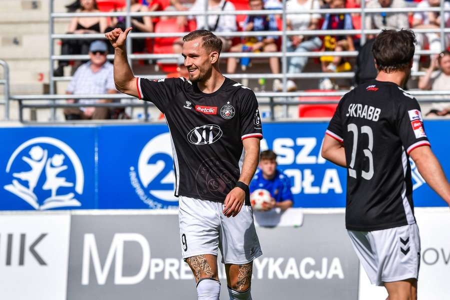 Tylko ŁKS Łódź poprawił swoją pozycję w ostatniej kolejce, oto pary baraży Tylko ŁKS Łódź poprawił swoją pozycję w ostatniej kolejce, oto pary baraży