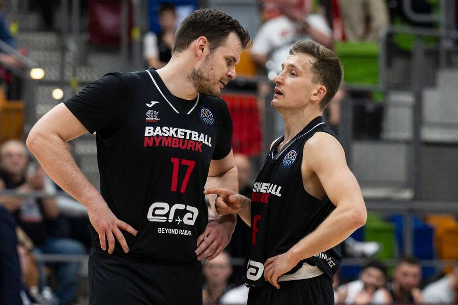 Zprava Goran Filipovič a Jaromír Bohačík z Nymburka.