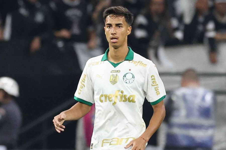 Vitor Reis dans le viseur de Manchester City