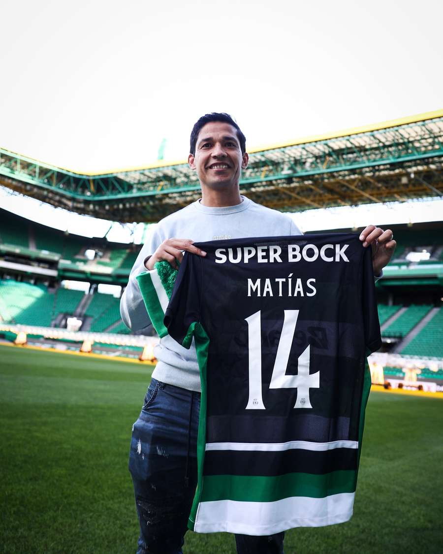 Matías Fernández com a camisola do Sporting