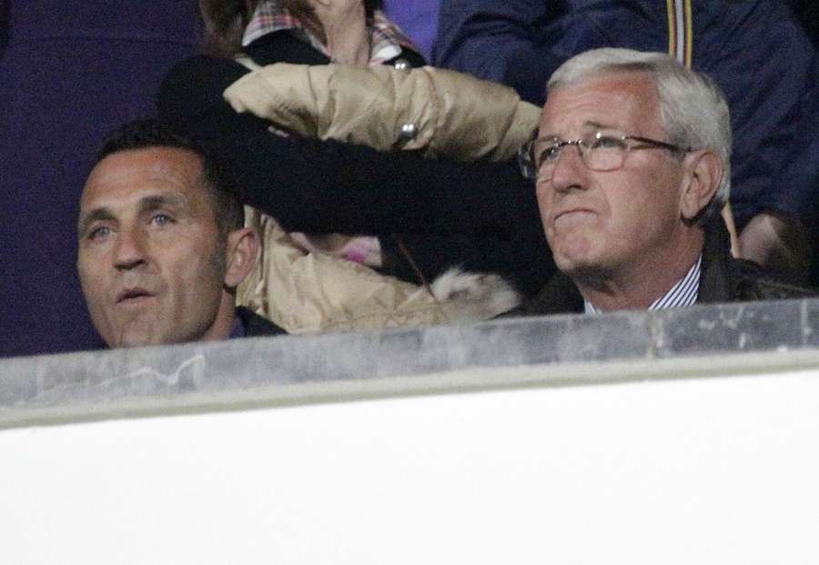 Di Livio en la grada con Marcello Lippi