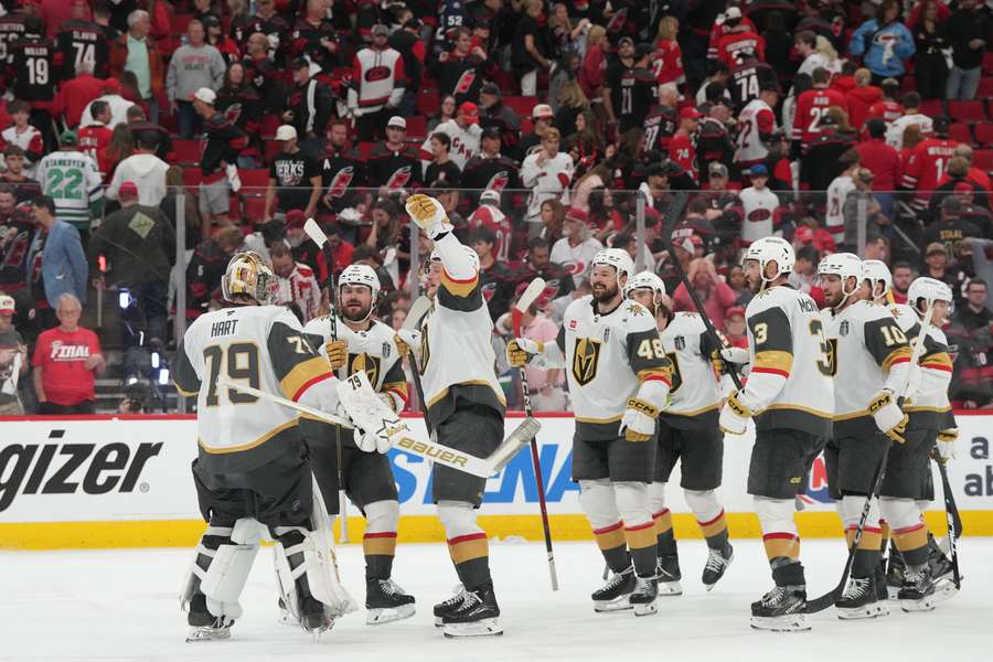 Vegas vyhralo úvodné finále NHL.