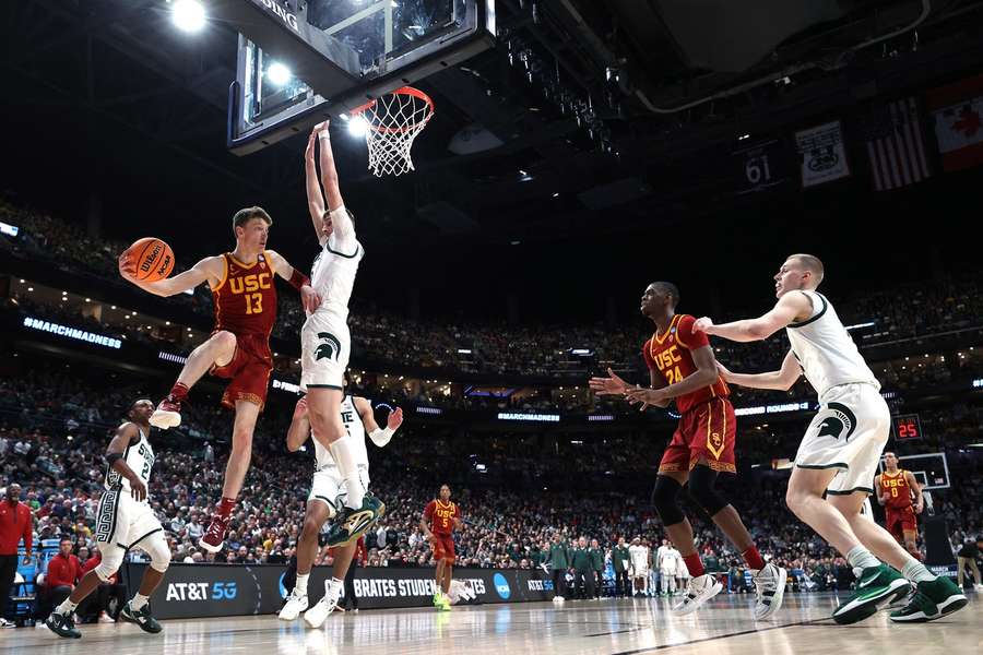 USC Trojans in actie tegen Michigan State Spartans, eerder dit jaar