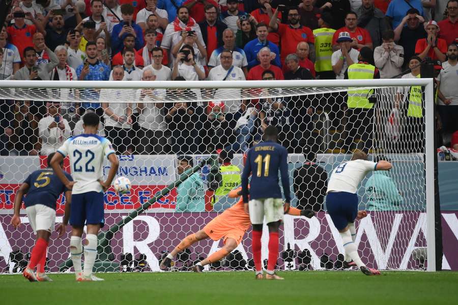 Harry Kane transformă fără emoții penalty-ul în fața lui Lloris și aduce egalarea