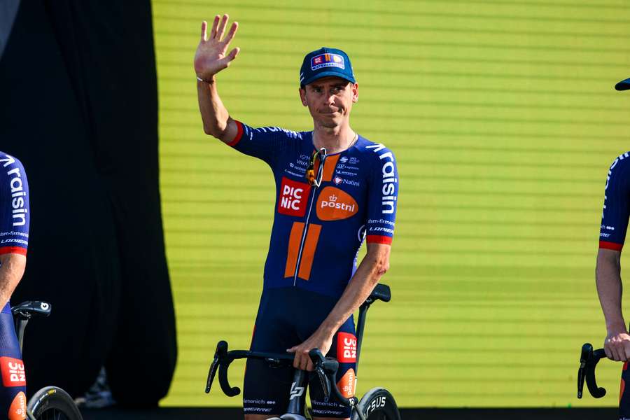 Warren Barguil toujours là. Warren Barguil toujours là.