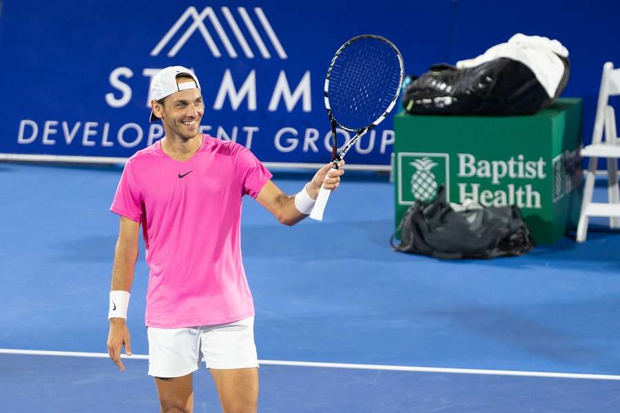 Matija Pecotič si odbyl premiéru na turnaji ATP a šokoval Jacka Socka.