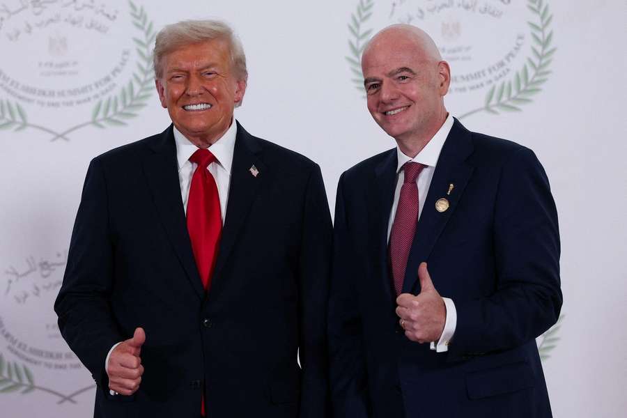 Gianni Infantino, președintele FIFA, alături de Donald Trump, președintele Statelor Unite ale Americii