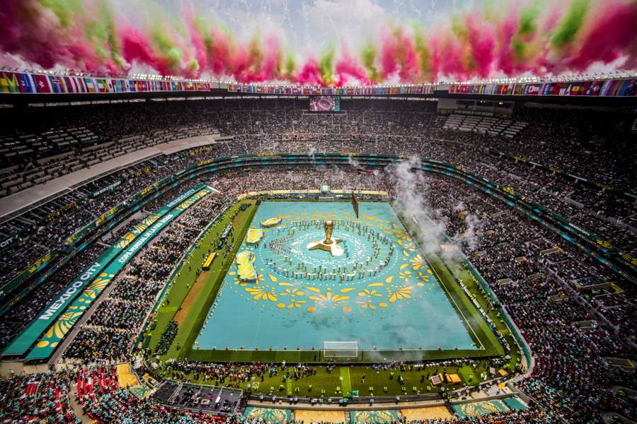Imagens da abertura na Cidade do México Imagens da abertura na Cidade do México
