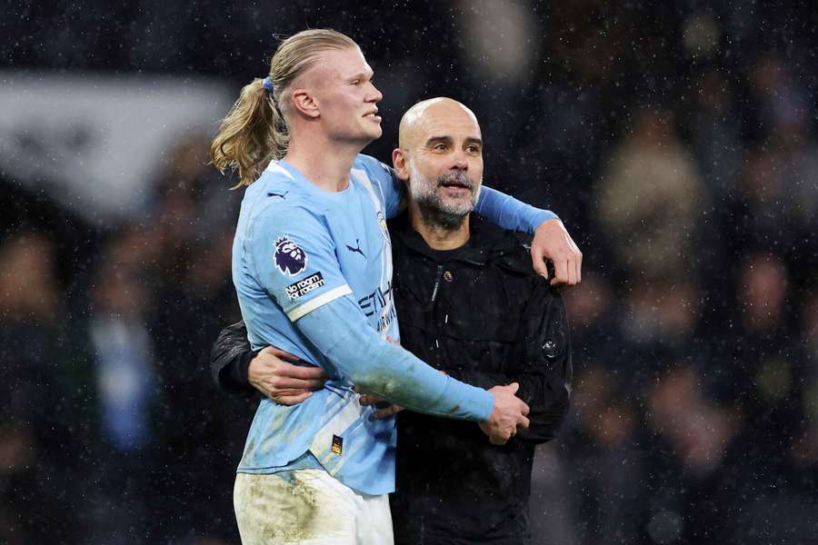 Pep Guardiola se musel v Leedsu obejít bez Haalanda. Pep Guardiola se musel v Leedsu obejít bez Haalanda.