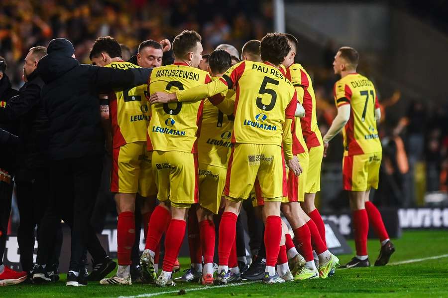 Piątek z Ekstraklasą: Misiura zgasił ofensywę Lechii, Wis