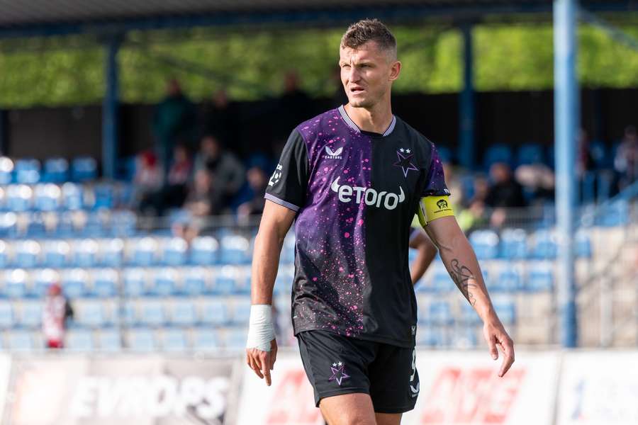 Necid den po 37. narozeninách vstřelil první gól Slavie. Necid den po 37. narozeninách vstřelil první gól Slavie.