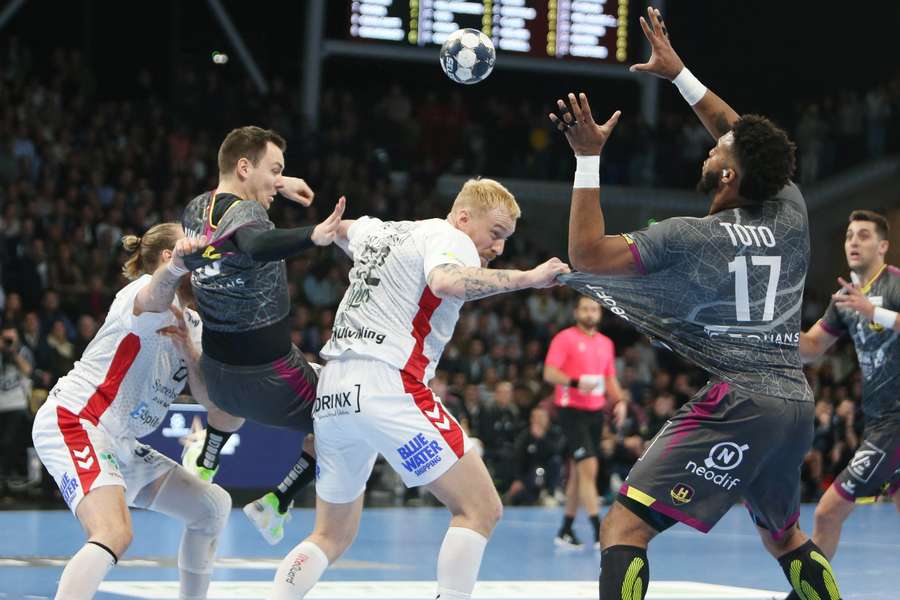 Aalborg denied Nantes an automatic ticket for the Champions League quarter-final