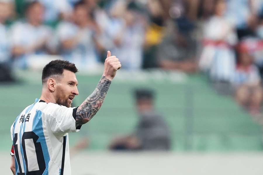 Lionel Messi în timpul unui meci amical disputat în China