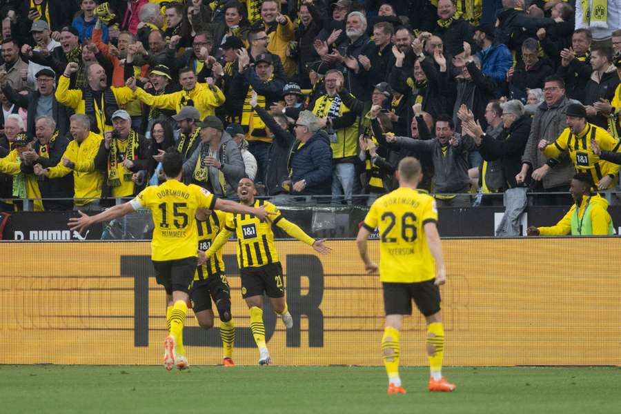 Dortmund's title charge is back on track