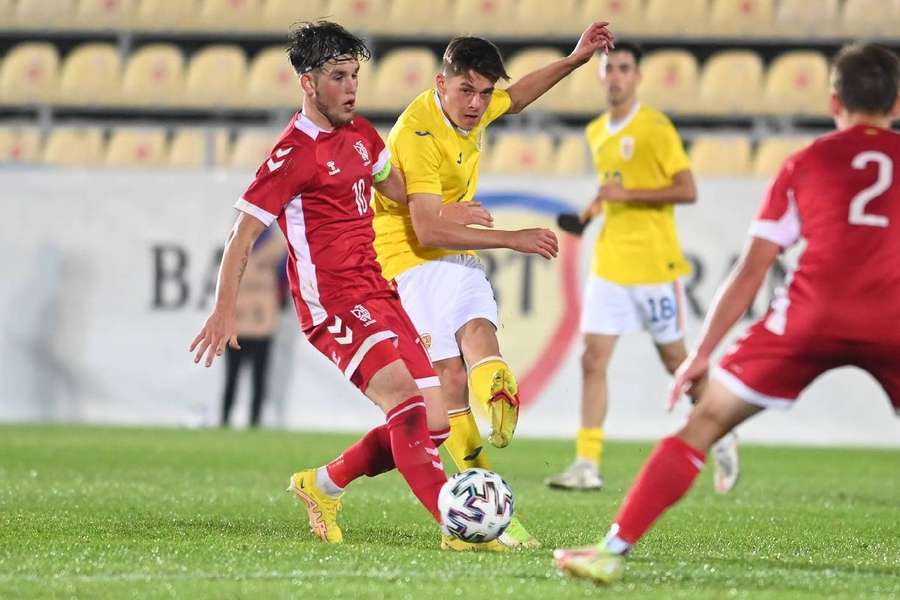 Denis Bujor în meciul dintre Romania U19 și Lituania U19, în 2022