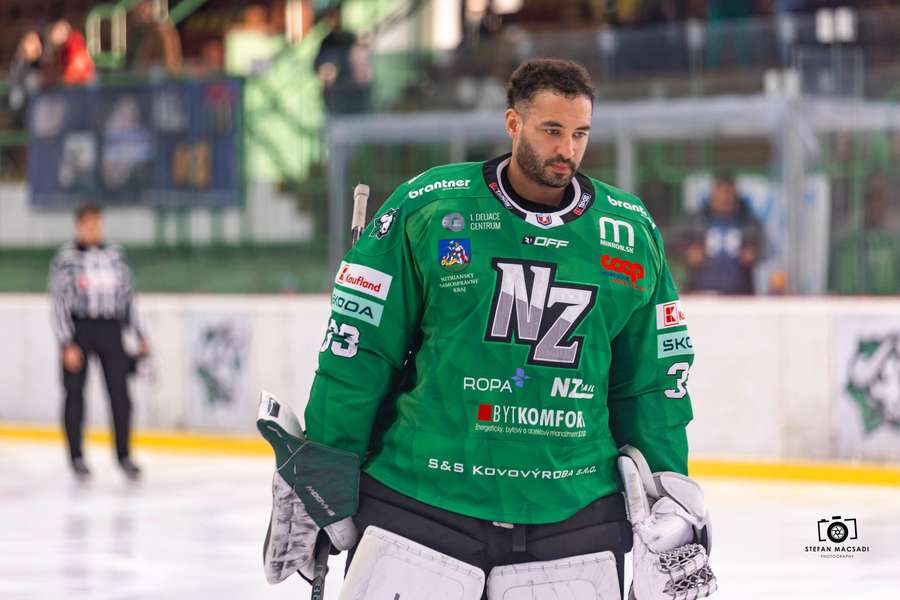 Nové Zámky nespasil ani Gibson, víťaz Stanley Cupu.